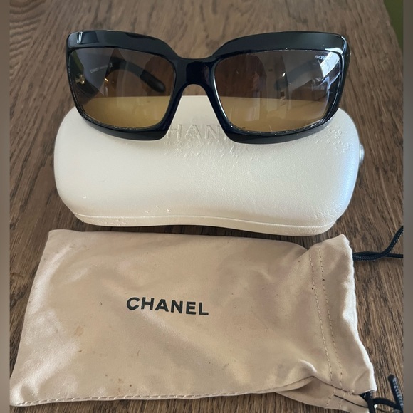Chanel Sunglasses, Authentic, black frames with logos on and authentic case. - Picture 3 of 16